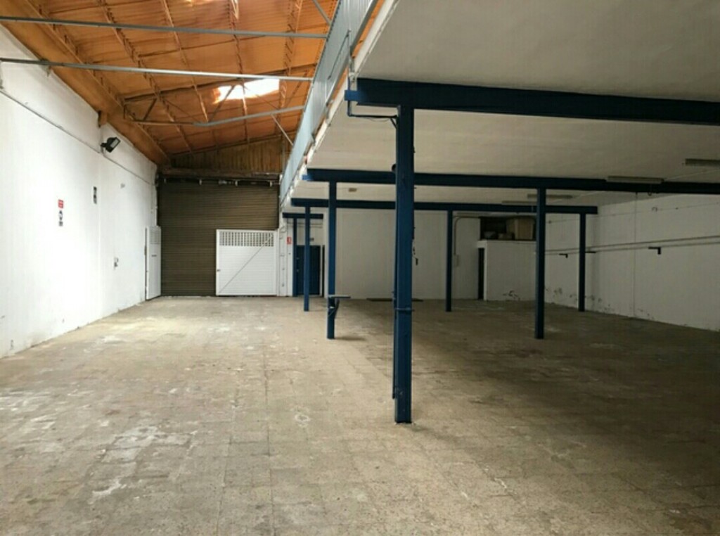 Imagen 1 de Nave industrial en Venta en Málaga Málaga