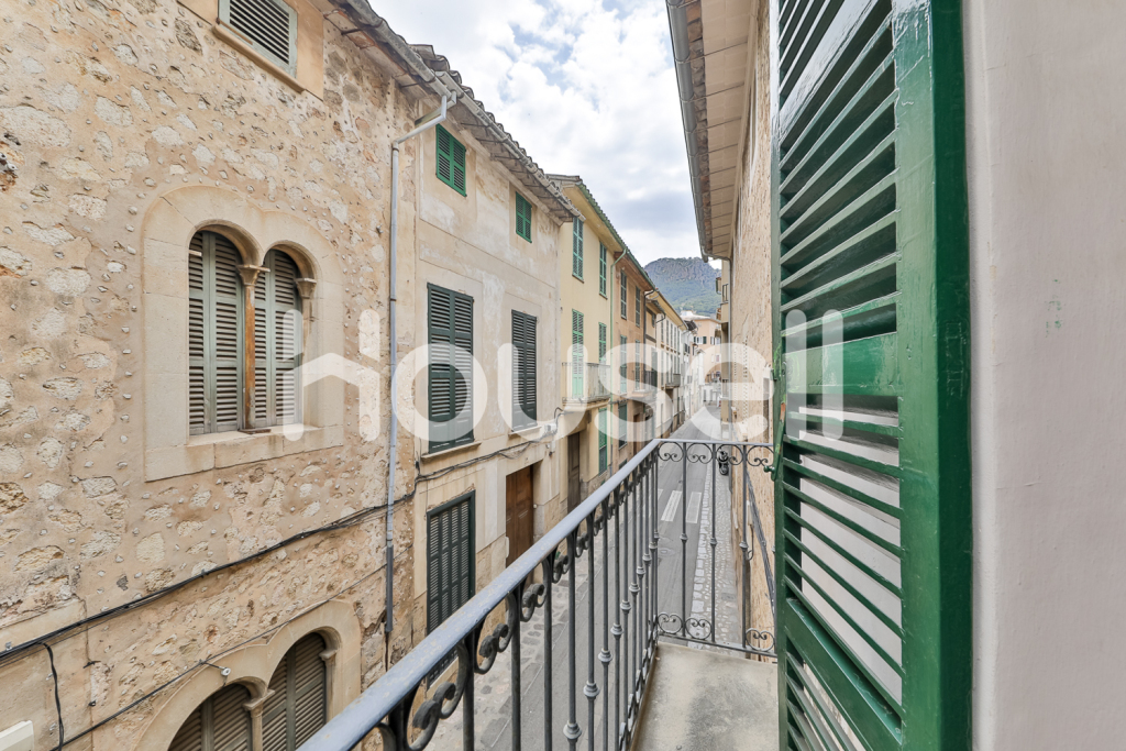 Imagen 1 de Espectacular casa de 180 m² en  Carrer de Sant Jaume