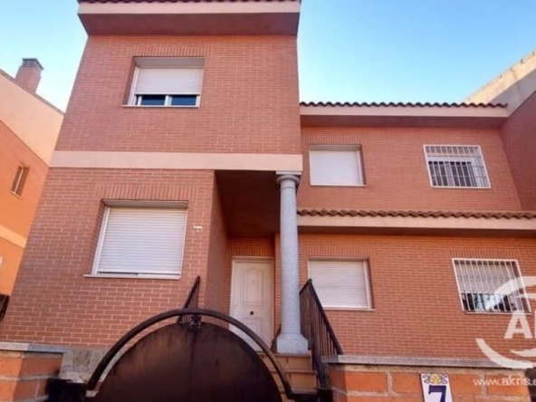 Imagen 1 de ¡¡VIVIENDA OKUPADA