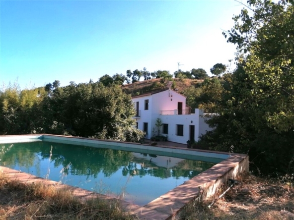 Imagen 1 de Casa de campo-Masía en Venta en Juzcar Málaga