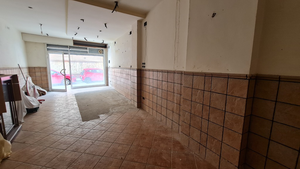 Imagen 2 de Local comercial en Venta en Gava Barcelona RAMBLA