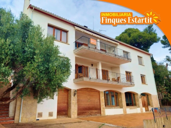 Imagen 1 de Casa-Chalet en Venta en Estartit Girona