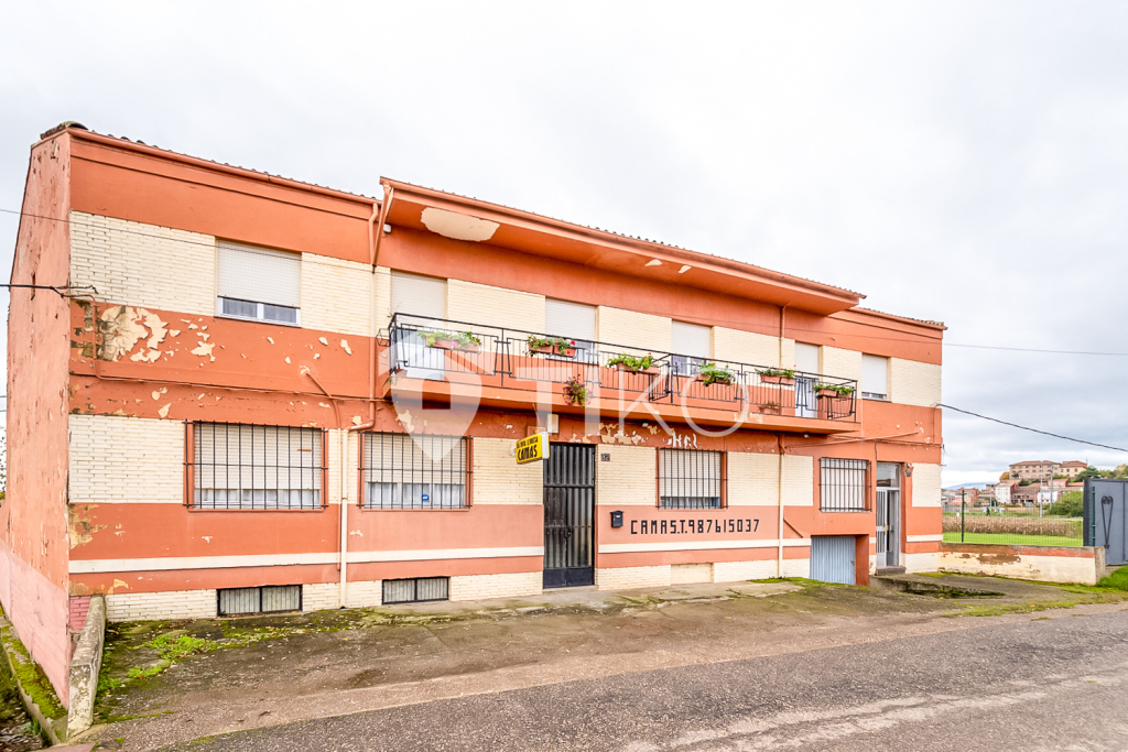 Imagen 1 de Casa en venta de 582 m² Carretera de León-Astorga