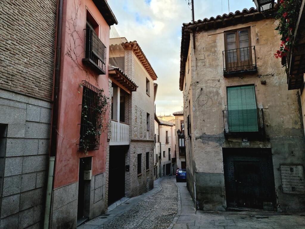 Imagen 2 de EDIFICIO DE 6 VIVIENDAS EN EL CASCO HISTÓRICO DE TOLED