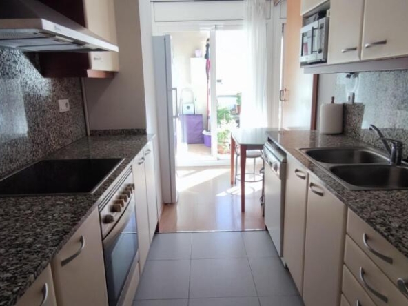 Imagen 1 de PISO EN VENTA ZONA SAGRADA FAMILIA