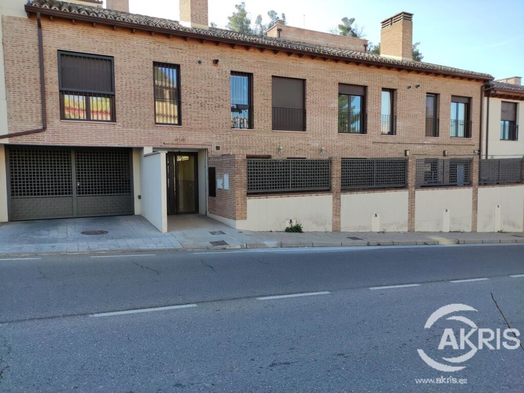 Imagen 1 de Plaza De Parking en venta en Toledo de 12 m2