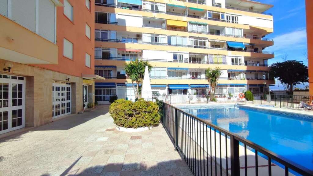 Imagen 2 de Piso en Venta en Torremolinos Málaga