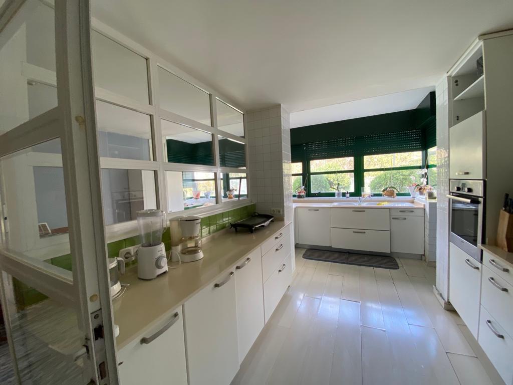 Imagen 1 de Casa-Chalet en Venta en Santiago De Compostela La Coruña