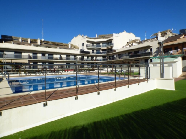 Imagen 1 de PLANTA BAJA CON TERRAZA PROPIA Y PISCINA EN VENTA EN MANRESA