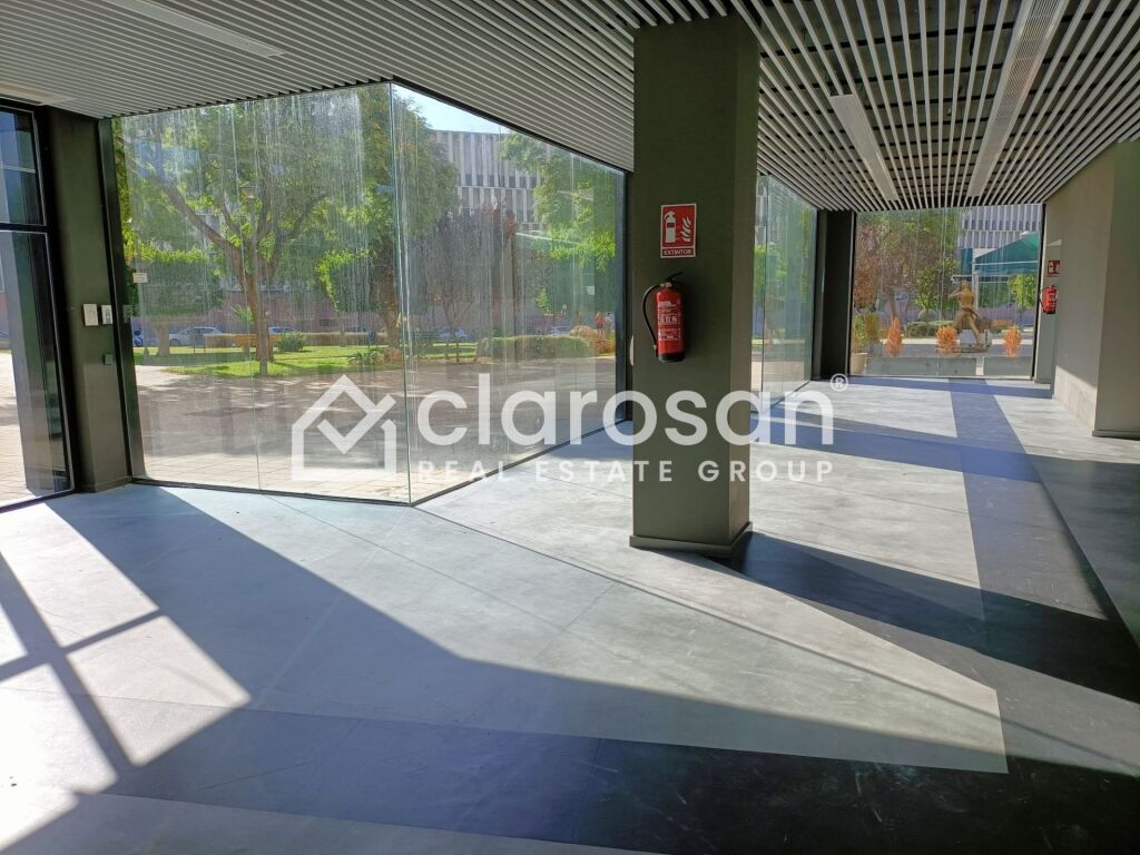 Imagen 1 de Local comercial en Alquiler en Málaga Málaga