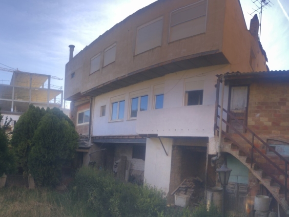 Imagen 1 de Casa-Chalet en Venta en Cervera Lleida