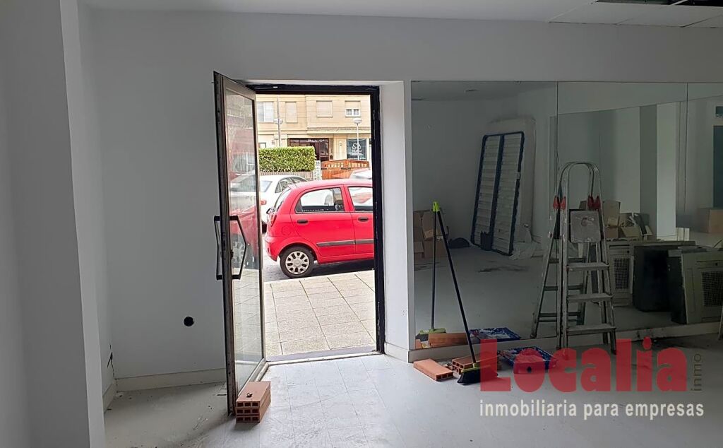 Imagen 1 de Local en alquiler en Santander de 50 m2