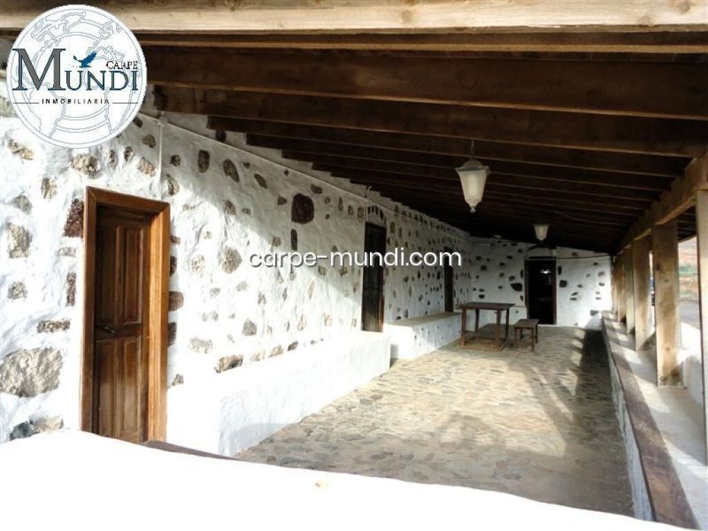 Imagen 2 de Carpe Mundi Inmobiliaria - Una Joya en Fuerteventura: Casa de Campo en La Matilla