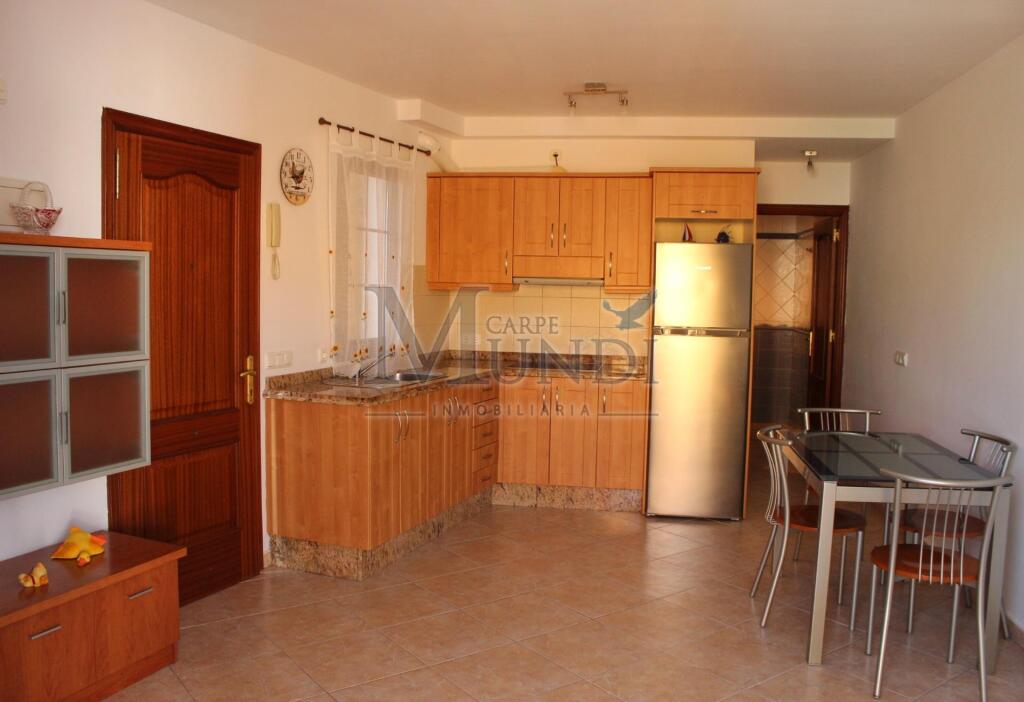 Imagen 1 de ¡OPORTUNIDAD! Apartamento en zona céntrica de Cotillo