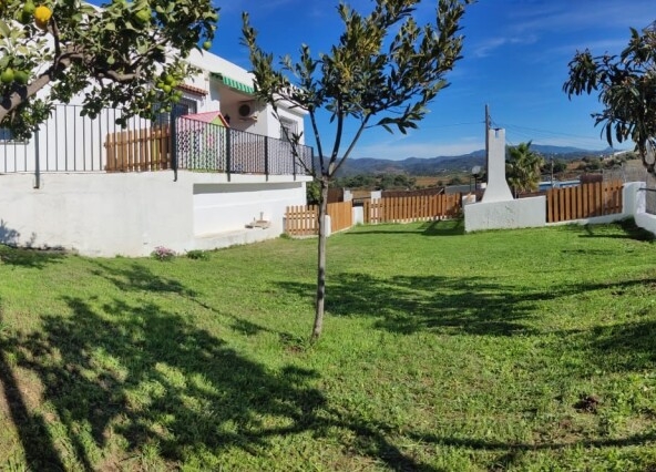 Imagen 1 de Casa-Chalet en Venta en Estepona Málaga