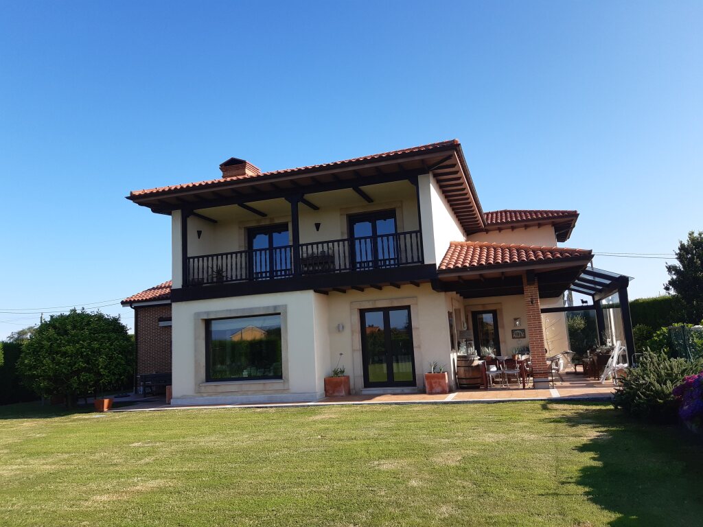 Imagen 3 de Casa-Chalet en Venta en Ranon (Soto Del Barco) Asturias