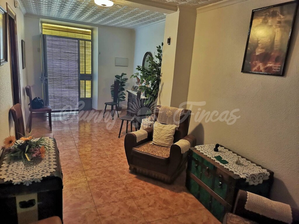 Imagen 3 de Adosada en Venta en Caudete Albacete