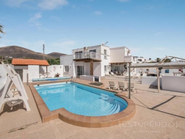 Imagen 1 de Casa-Chalet en Venta en Tias (Lanzarote) Las Palmas