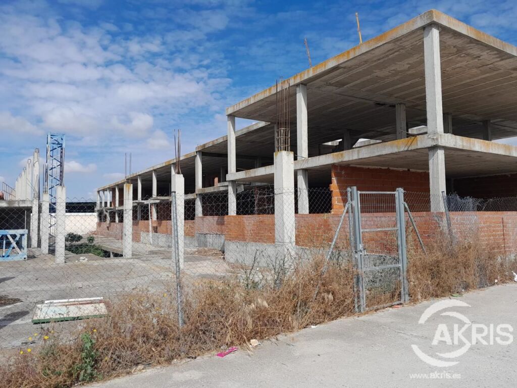 Imagen 4 de VIVIENDA EN CONSTRUCCIÓN CON 48 VIVIENDAS Y PLAZAS GARAJES EN BOROX