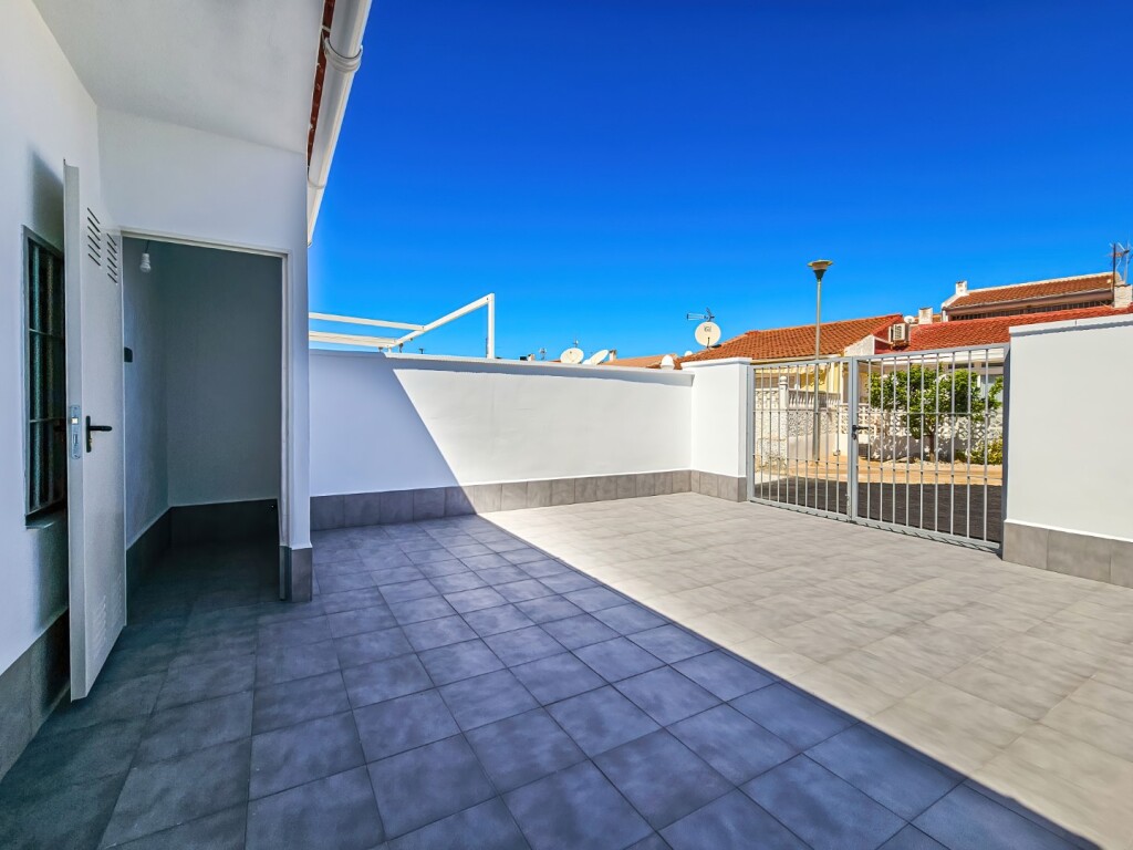 Imagen 3 de Casa-Chalet en Venta en Torrevieja Alicante