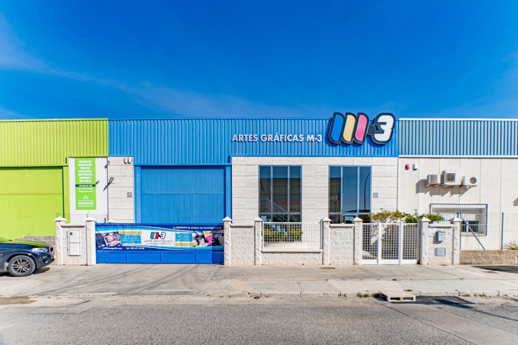 Imagen 1 de Nave industrial en Venta en Almería Almería