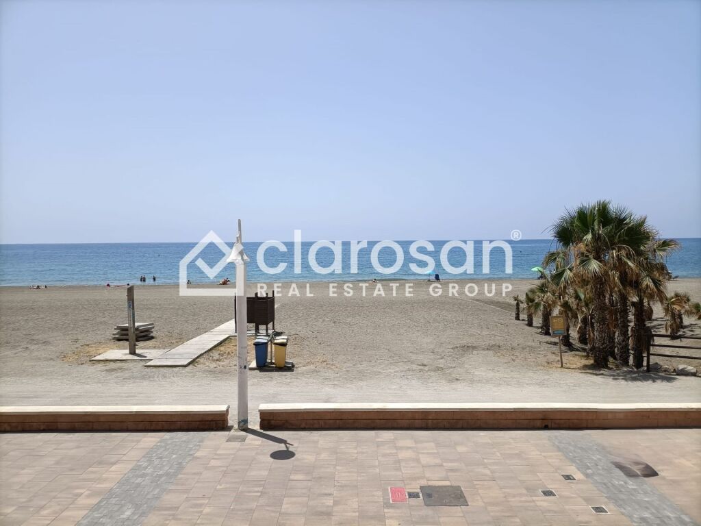 Imagen 2 de Casa-Chalet en Venta en Rincon De La Victoria Málaga