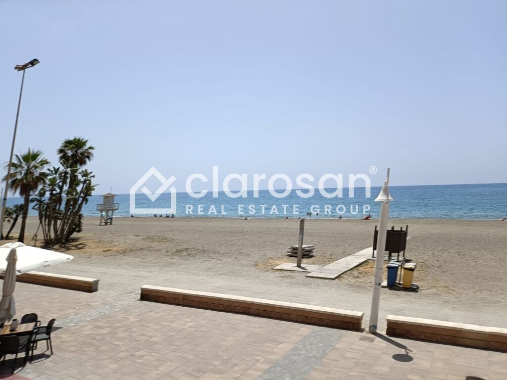 Imagen 3 de Casa-Chalet en Venta en Rincon De La Victoria Málaga