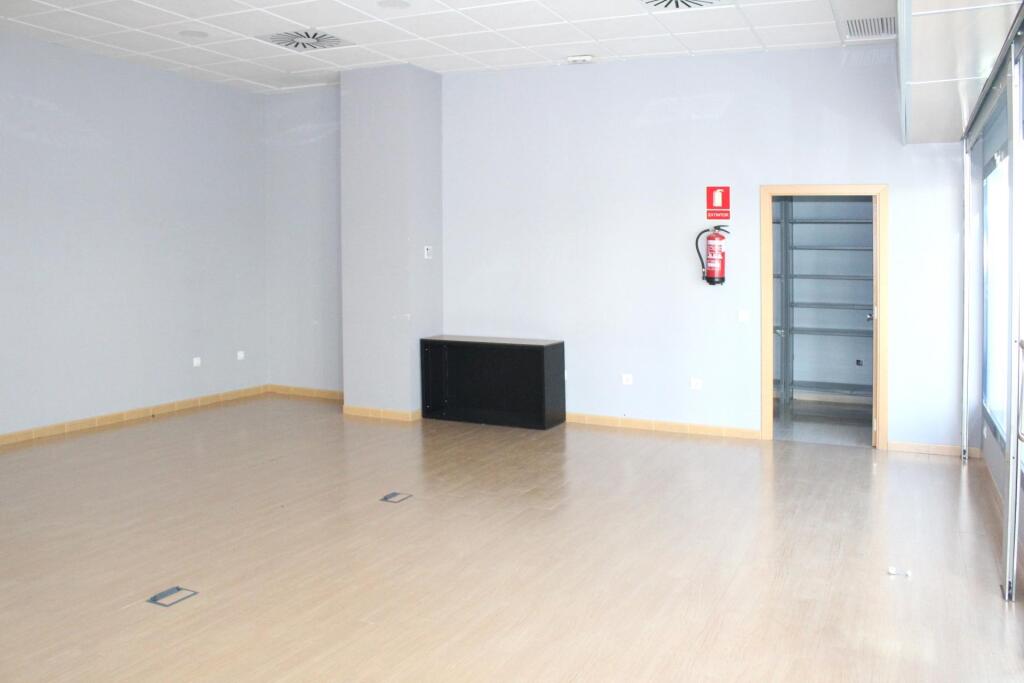 Imagen 4 de Local comercial en Alquiler en Sevilla Sevilla