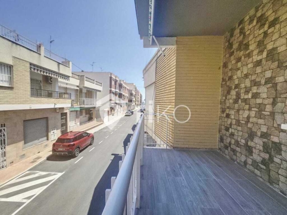 Imagen 1 de Casa en venta de 136m²Calle Cartagena