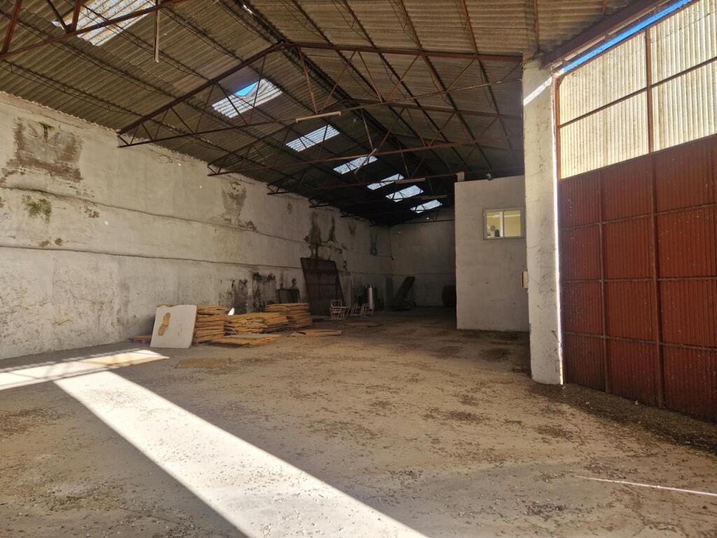 Imagen 3 de Nave Industrial en venta en Torrijos de 1671 m2