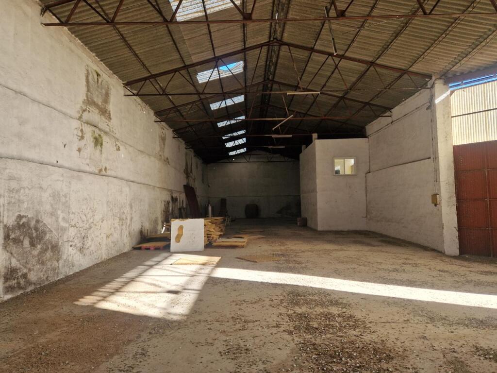 Imagen 4 de Nave Industrial en venta en Torrijos de 1671 m2