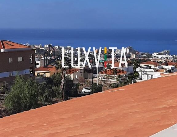 Imagen 1 de Chalet adosado en Mirador Del Roque El Madroñal con vistas al mar