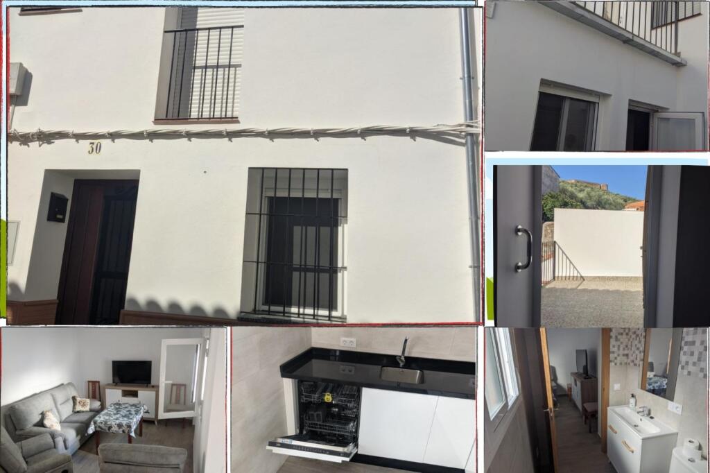 Imagen 1 de Preciosa casa totalmente reformada en Alanís de La Sierra!!!