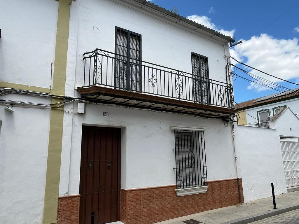 Imagen 1 de Gran casa de pueblo en el Centro de Pilas!!!