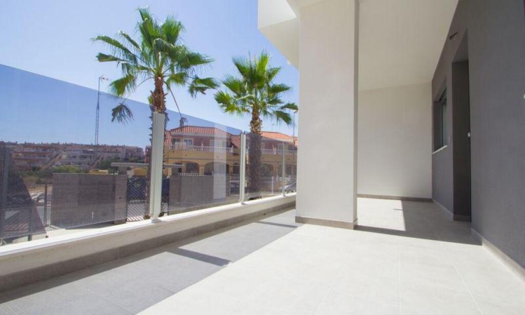 Imagen 2 de Apartamento en Venta en Orihuela Costa Alicante