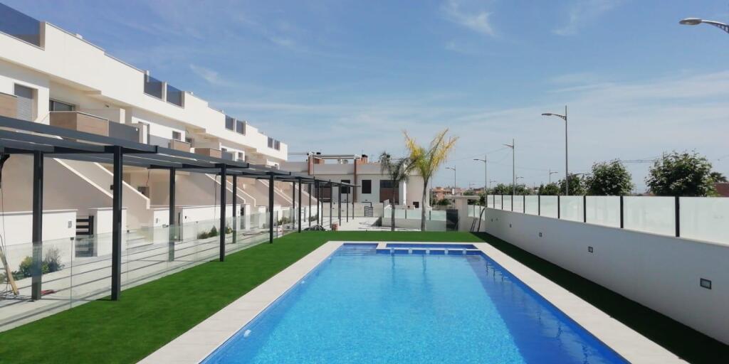 Imagen 1 de Casa-Chalet en Venta en Pilar De La Horadada Alicante