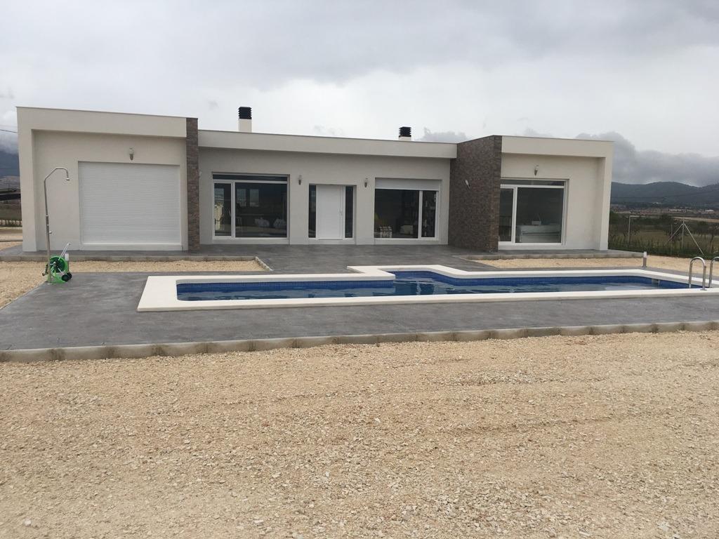 Imagen 3 de Casa-Chalet en Venta en Pinoso Alicante