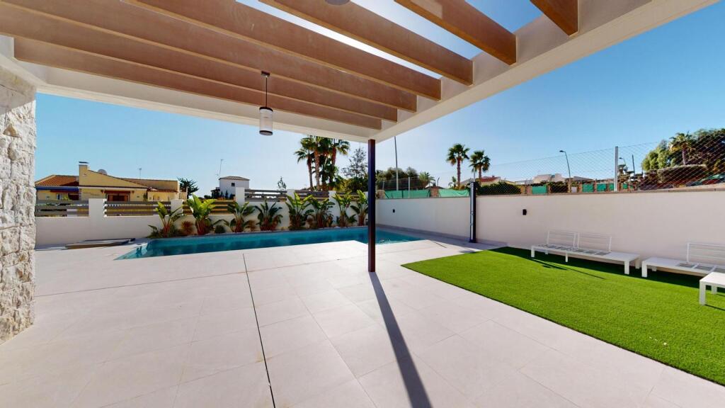 Imagen 3 de Casa de pueblo en Venta en Orihuela Costa Alicante