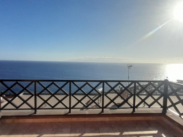 Imagen 1 de Ático en Venta en Acantilados De Los Gigantes Santa Cruz de Tenerife