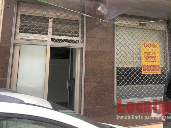 Imagen 1 de Local comercial céntrico en Torrelavega. Cantabria