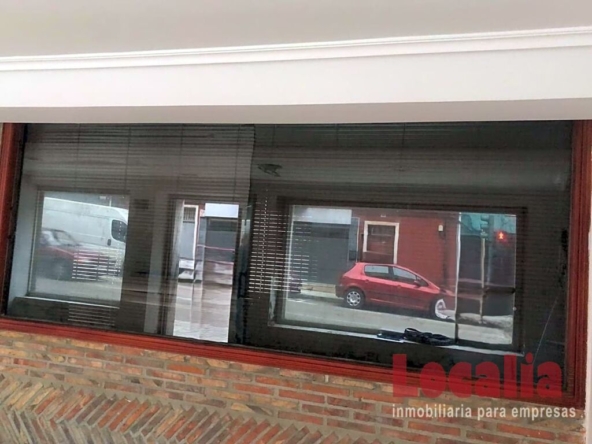 Imagen 1 de Local en venta en  Torrelavega