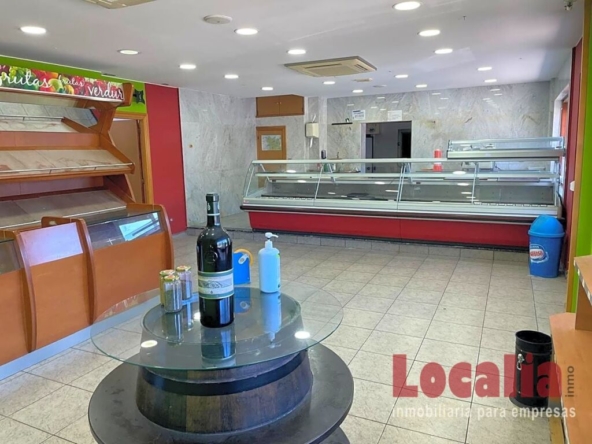 Imagen 1 de Local comercial de 200 m² en Miengo