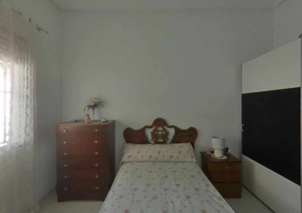 Imagen 2 de Adosada en Venta en Chinorlet Alicante