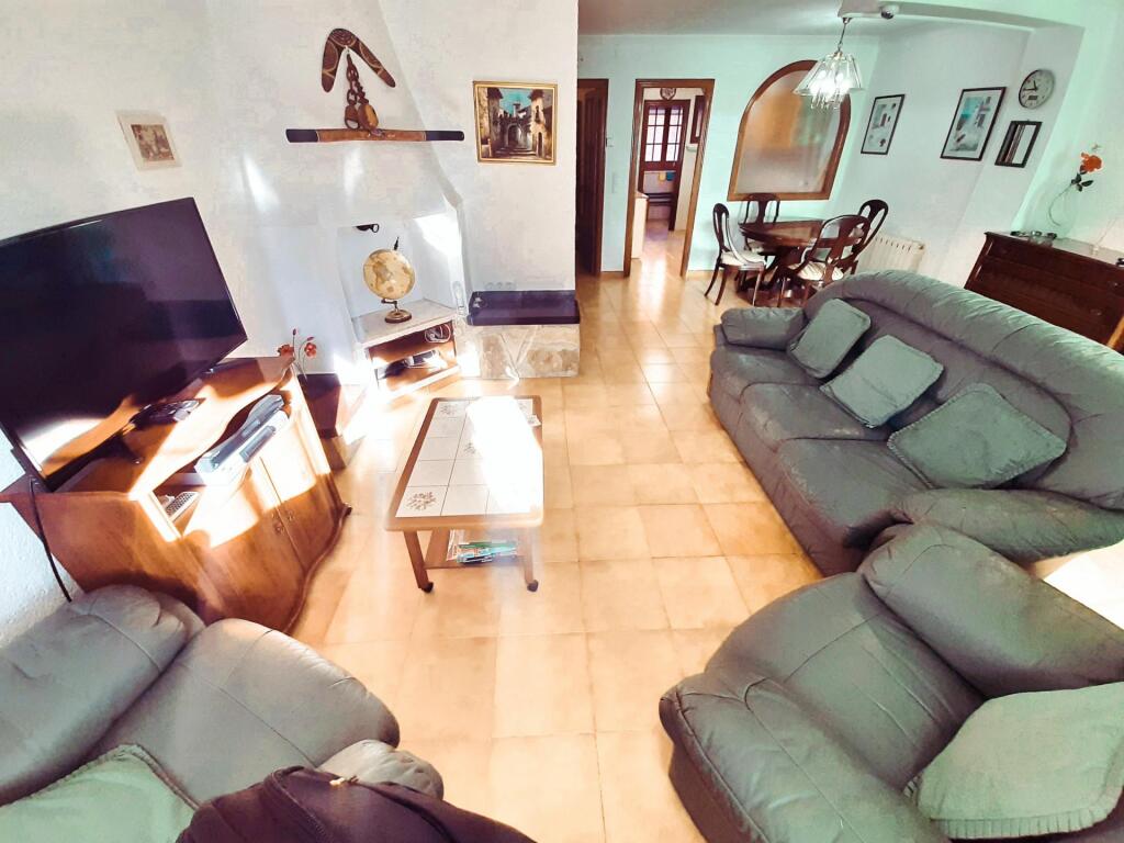 Imagen 4 de ¿Buscando vivienda acogedora? Te ofrezco esta casa o chalet ubicada en Benidoleig.