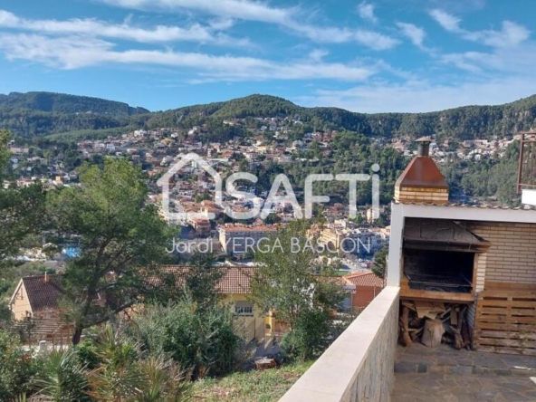 Imagen 1 de Casa unifamiliar con terreno muy próxima al pueblo