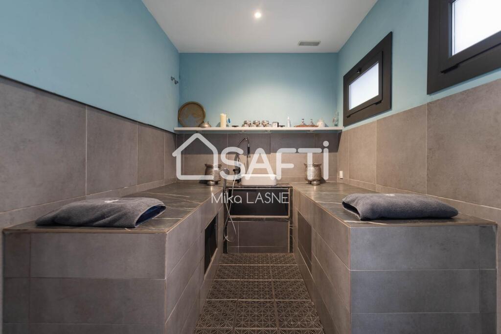 Imagen 3 de ¿Listo para ser el próximo dueño de este SPA en Traspaso en Barcelona  ?