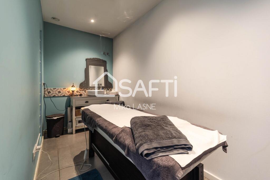 Imagen 4 de ¿Listo para ser el próximo dueño de este SPA en Traspaso en Barcelona  ?