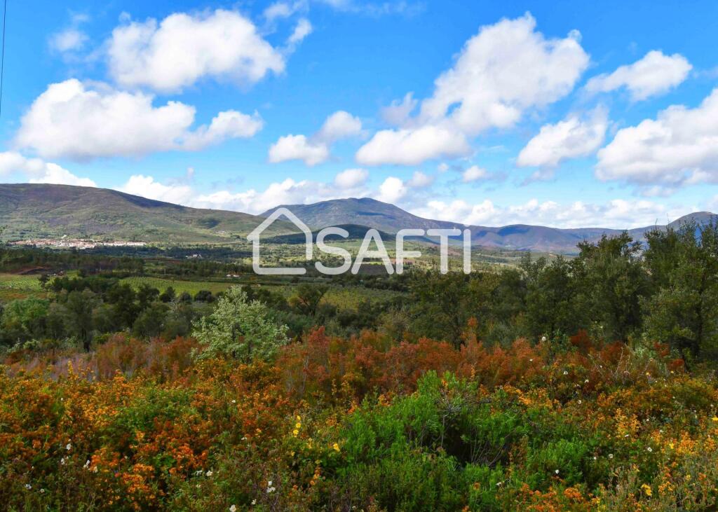 Imagen 1 de Fantástica finca rústica en pleno Sierra de Gata.