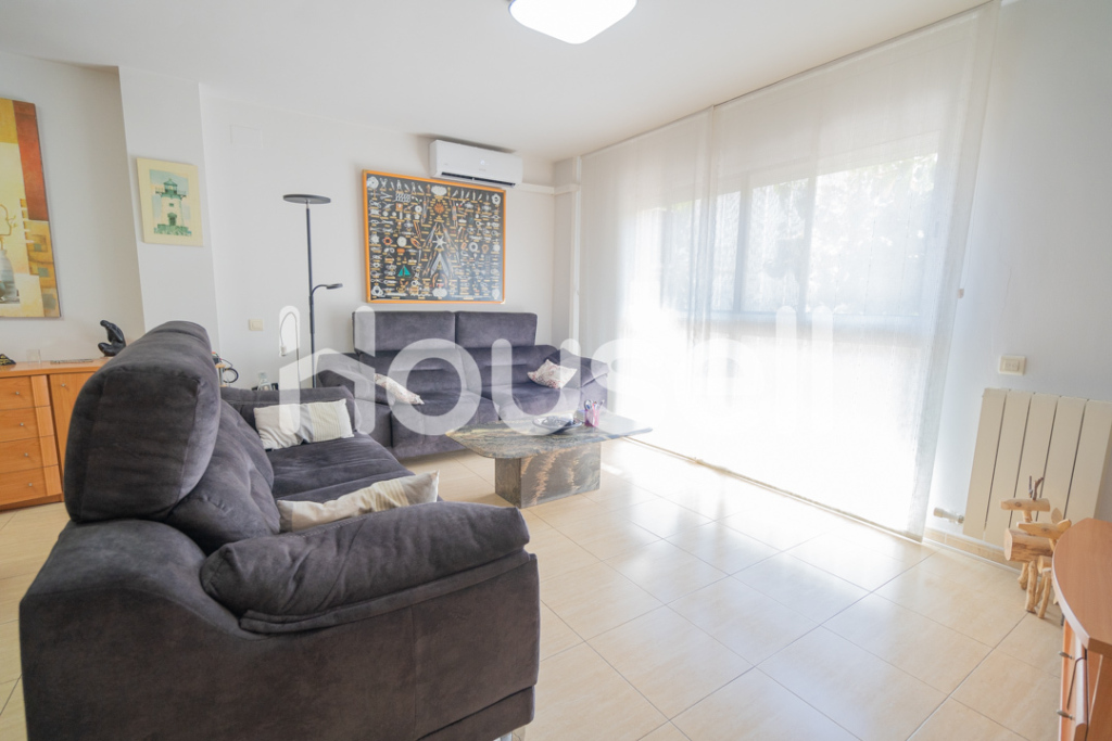 Imagen 2 de Casa en venta de 257 m² Calle Josep Verdú