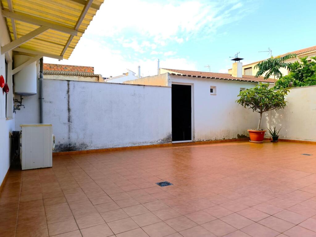 Imagen 3 de PISO CON PATIO EN VENTA EN MANCHA REAL.